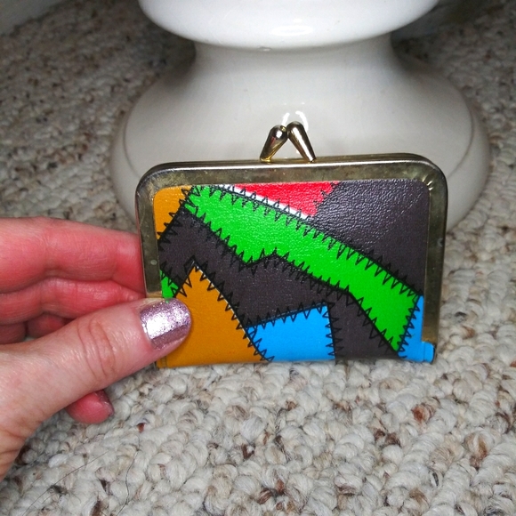 Vintage Patty Patch Emergency Patchwork Patterned Kiss-lock Closure Sewing Kit - Picture 3 of 8